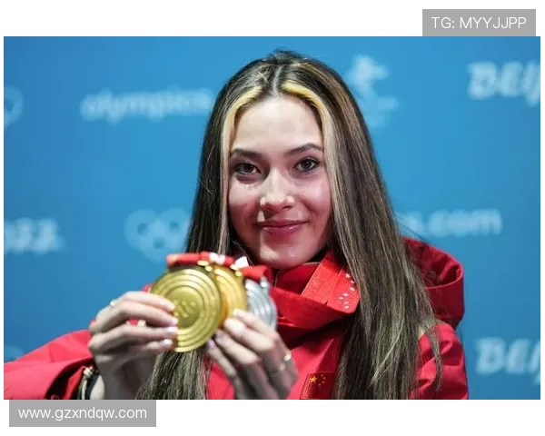 谷爱凌五枚奥运奖牌创纪录很酷