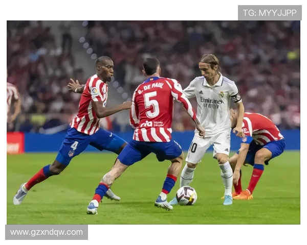 西蒙尼和安切洛蒂10次在西甲交锋,西蒙尼5胜3平2负占优 西蒙尼和安切洛蒂10次在西甲交锋,西蒙尼5胜3平2负占优